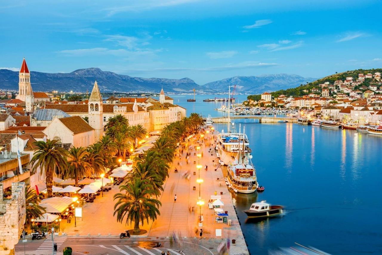 Luxury Apartments Marija Trogir Exterior photo