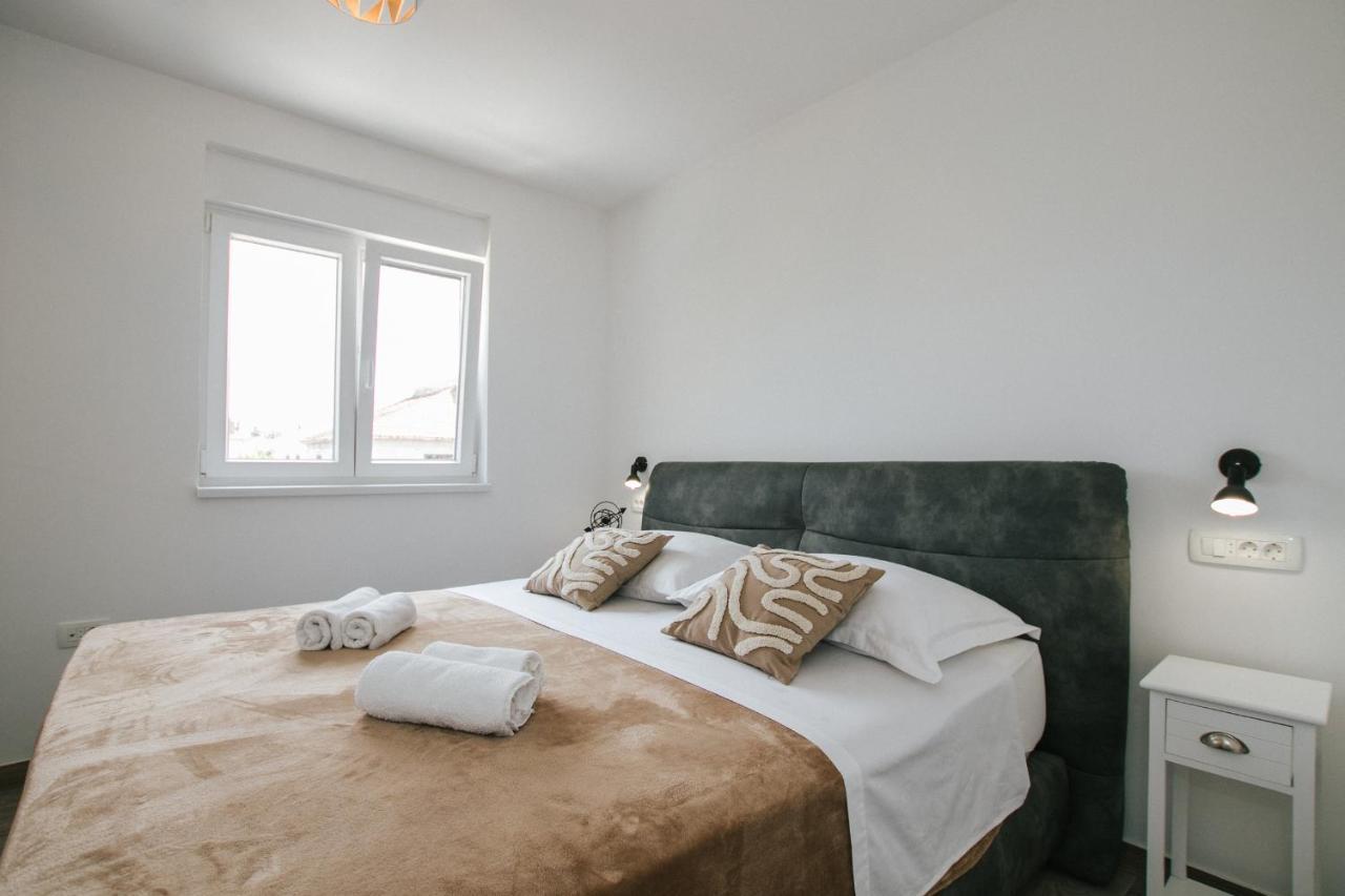 Luxury Apartments Marija Trogir Exterior photo
