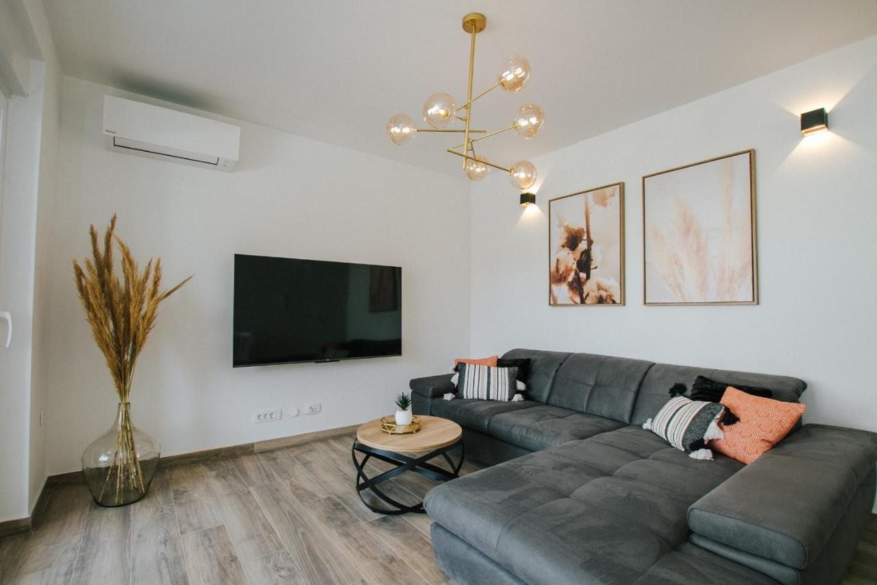 Luxury Apartments Marija Trogir Exterior photo